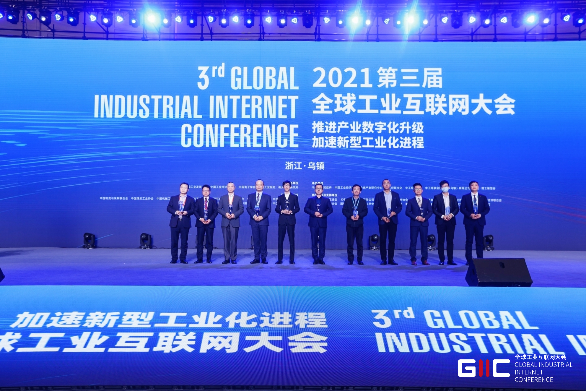 Z6�������й��ٷ���վ